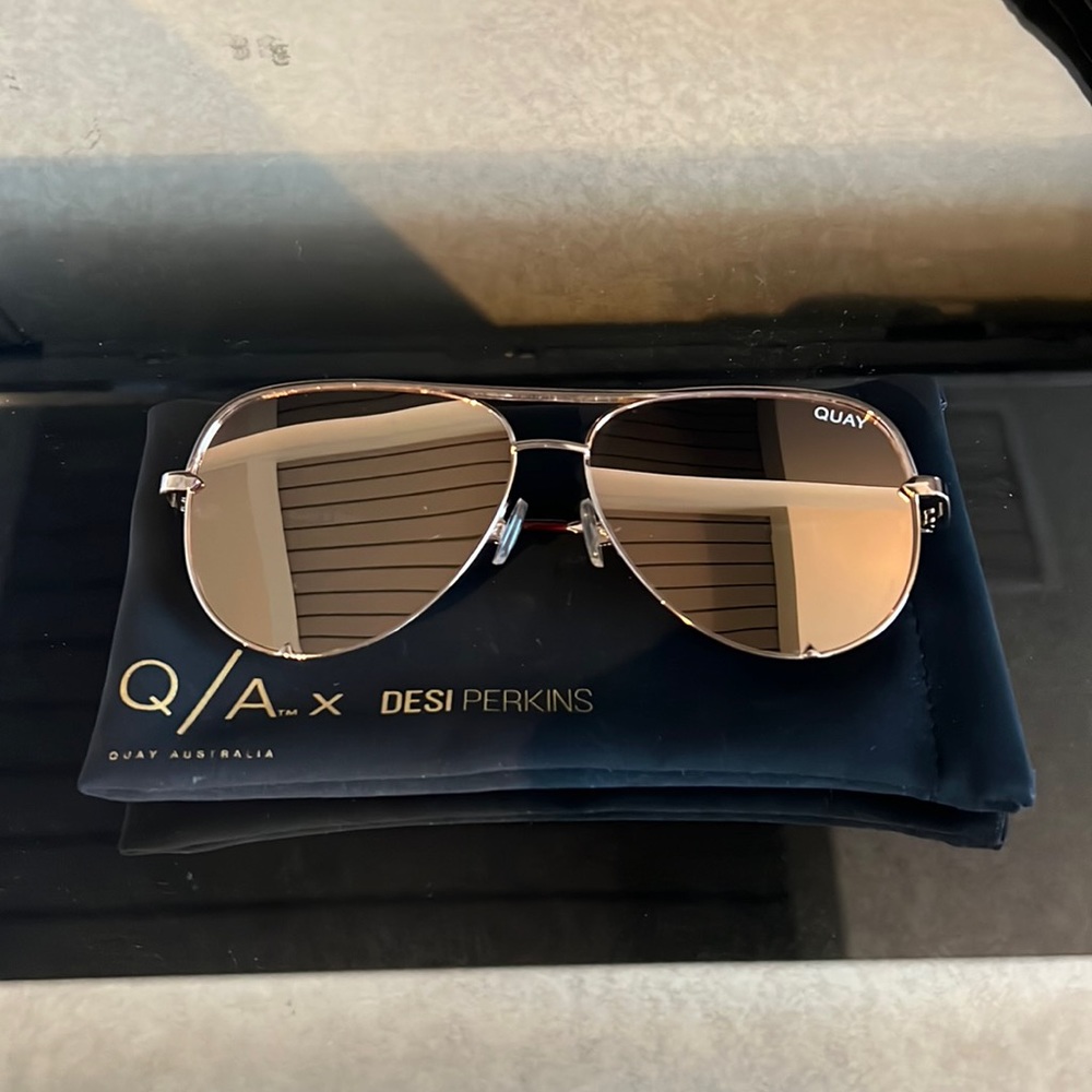 Quay x Desi Perkins High Key gold aviators